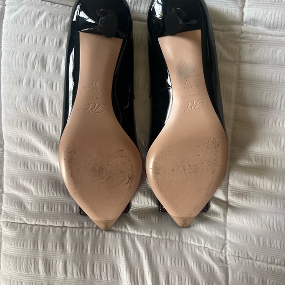 Roger Vivier 65MM Patent Leather Pumps - Picture 6 of 6